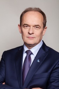 ES